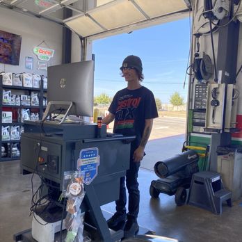 Castrol Premium Lube Express - Another nice employee - Oil Change Stations Near Me - Burleson, Texas Castrol Premium Lube Express - Another nice employee - Oil Change Stations Near Me - Burleson, Texas