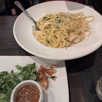 Walt's Wharf - Scallop & Shrimp Alfredo - Seafood Near Me - Seal Beach, California