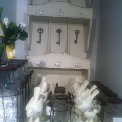 Big Brand Outlet - Some beautiful home wares can be found here...