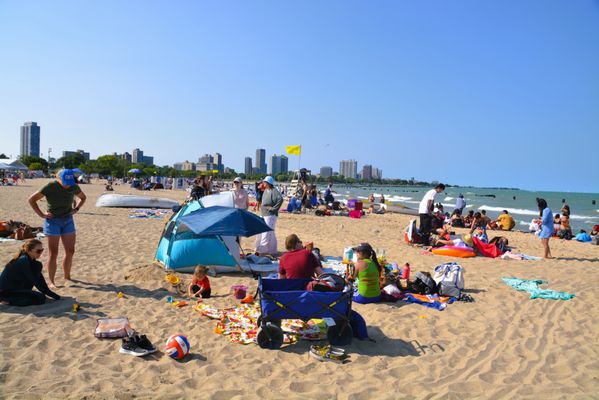 North Avenue Beach by null