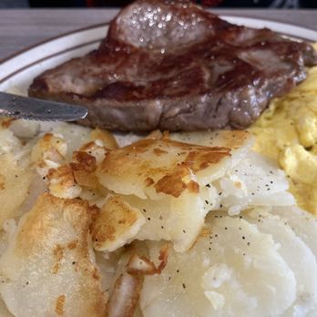 Family Table Restaurant - Streak and eggs. - Breakfast & Brunch Near Me - Brazil, Indiana
