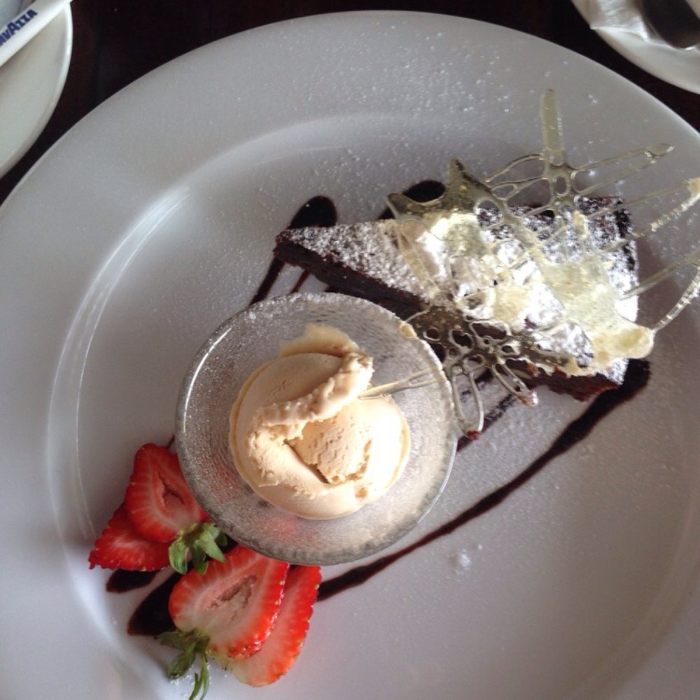 Gusto Da Gianni - Chocolate and almond torta with hazelnut gelato - Italian Near Me - Hamilton, QLD Gusto Da Gianni - Chocolate and almond torta with hazelnut gelato - Italian Near Me - Hamilton, QLD