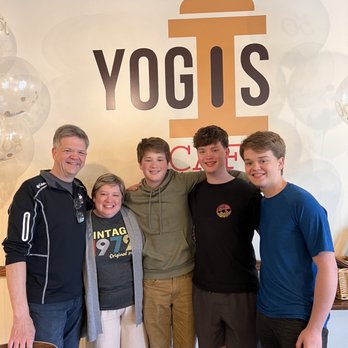 Yogi's Cafe - Family time at Yogi's - Coffee & Tea Near Me - Naperville, Illinois