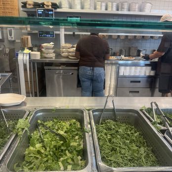 sweetgreen - Healthy Salads, Wraps, and Bowls - Salad Near Me - Santa Monica, California sweetgreen - Healthy Salads, Wraps, and Bowls - Salad Near Me - Santa Monica, California