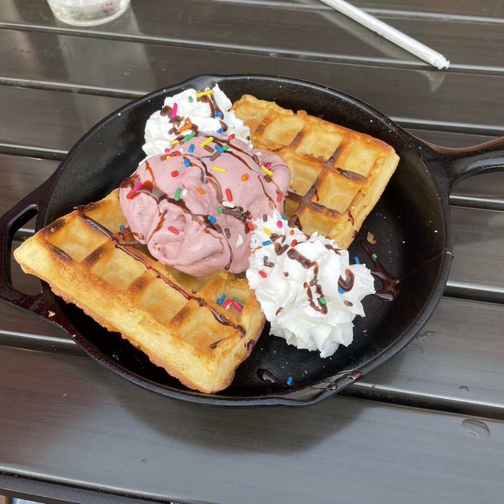 Cap’s Ice Cream - Ice Cream & Frozen Yogurt Near Me - Mount Prospect, Illinois Cap’s Ice Cream - Ice Cream & Frozen Yogurt Near Me - Mount Prospect, Illinois
