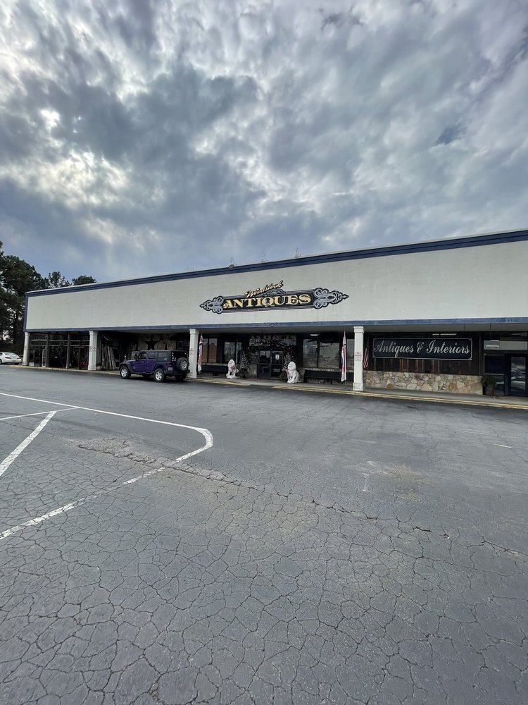 WOODSTOCK ANTIQUES & CONSIGNMENT 101 Photos & 14 Reviews 5643 Bells