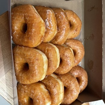 Shipley Do-Nuts - Dozen donuts - Donuts Near Me - Baton Rouge, Louisiana Shipley Do-Nuts - Dozen donuts - Donuts Near Me - Baton Rouge, Louisiana
