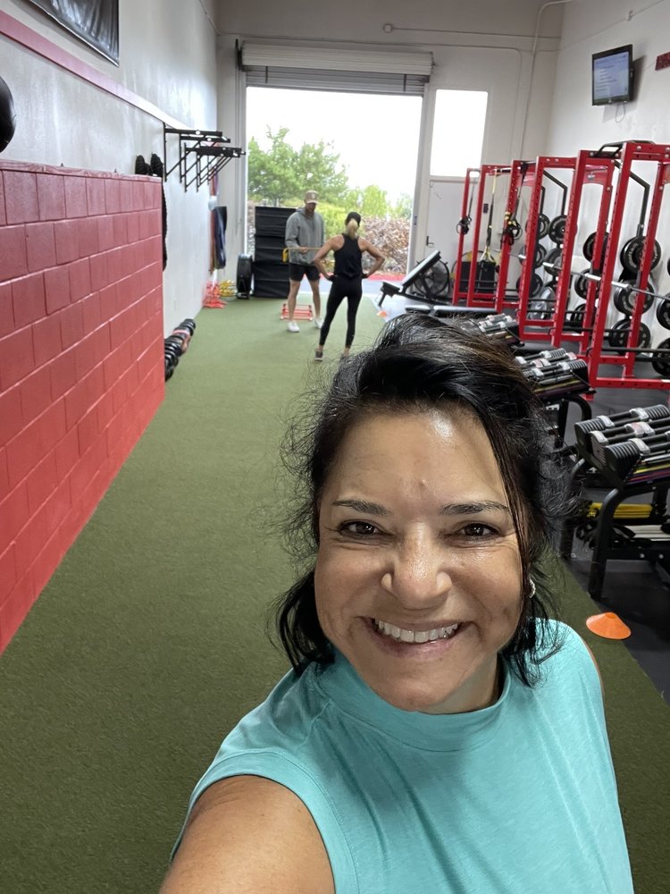 Resilient Strength And Conditioning Logo