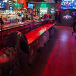 Mid Town Pub - To-go table that has replaced the whole bar, no seats, this shouldn't be called a Pub