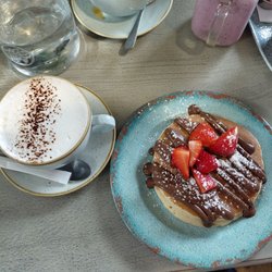 Gourmet Food Parlour - Butter milk pancakes with red velvet hot chocolate