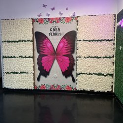 La Casa De Las Flores