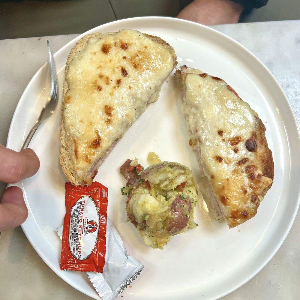 Le Bon Cafe - Croque Monsieur Sandwich - Coffee & Tea Near Me - Washington, DC, District of Columbia Le Bon Cafe - Croque Monsieur Sandwich - Coffee & Tea Near Me - Washington, DC, District of Columbia