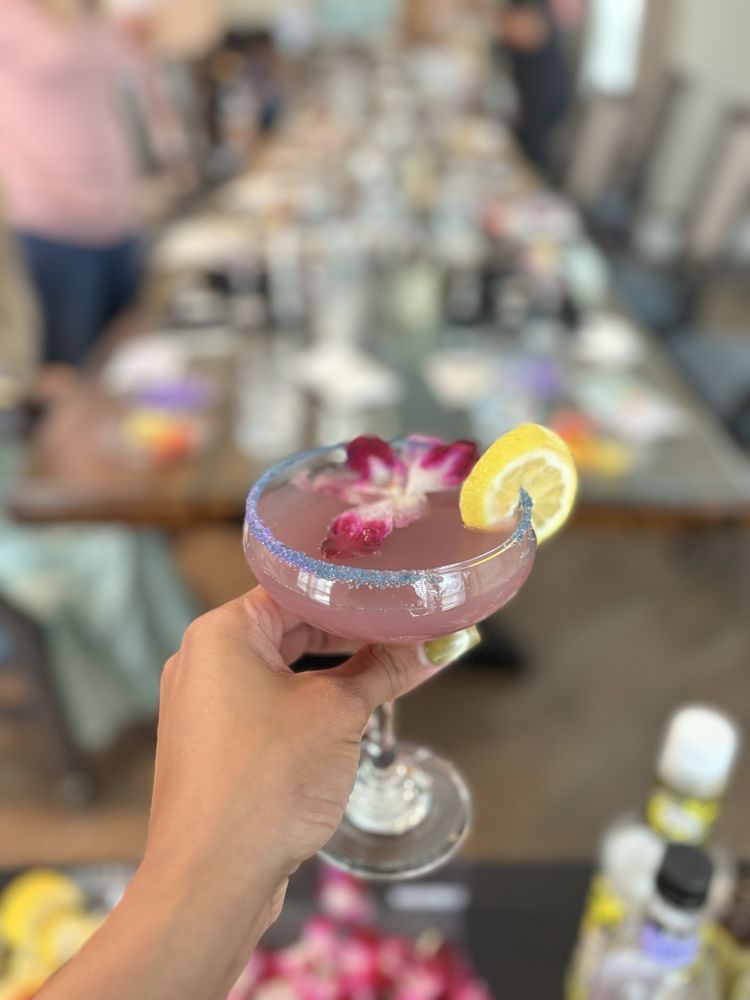 Hey Ms Bartender Mobile