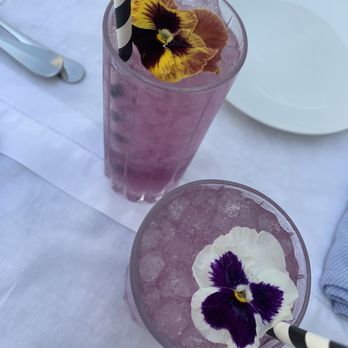 Cara Restaurant - Split pea cocktail - New American Near Me - Los Angeles, California