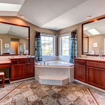 Ericka Hardwick - Lamb and Company - Real Estate Agents Near Me - Snohomish, Washington Ericka Hardwick - Lamb and Company - Real Estate Agents Near Me - Snohomish, Washington