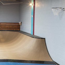 LiNES Skate Park