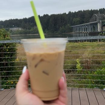 River Roasters - Iced zinger - Coffee & Tea Near Me - Florence, Oregon