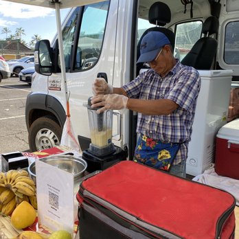 Kapaa Farmers Market - White Sugarloaf Pineapple & Banana & Mango Smoothie - Special Kauai White Pineapple Sugarloaf Sweet low acidity at Kapaa Farmers Market - Farmers Market Near Me - Kapaa, Hawaii Kapaa Farmers Market - White Sugarloaf Pineapple & Banana & Mango Smoothie - Special Kauai White Pineapple Sugarloaf Sweet low acidity at Kapaa Farmers Market - Farmers Market Near Me - Kapaa, Hawaii