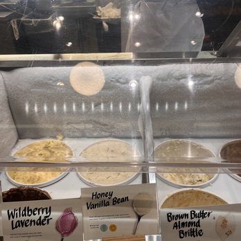 Jeni's Splendid Ice Creams - Ice Cream & Frozen Yogurt Near Me - Chicago, Illinois