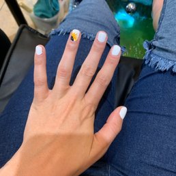Gel mani w/ nail art Gel mani w/ nail art