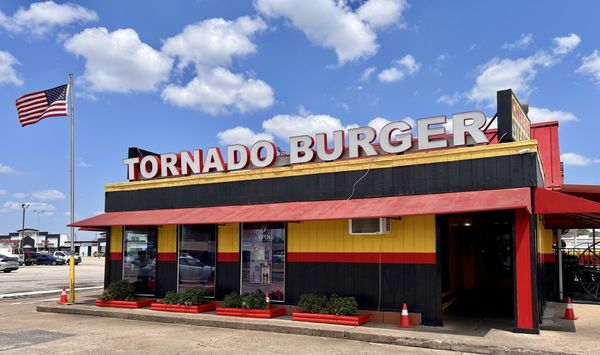 Tornado Burger by null