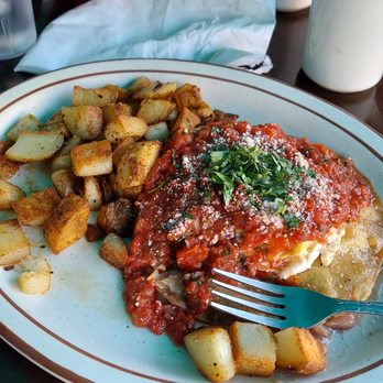 Cambria Cafe - Huevos Rancheros and Potato - American Near Me - Cambria, California