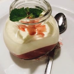 Pizzeria Roma - This is the fragola with crema dessert that made me tear joyfully.