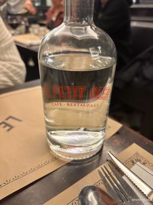 Le Petit Cler by null