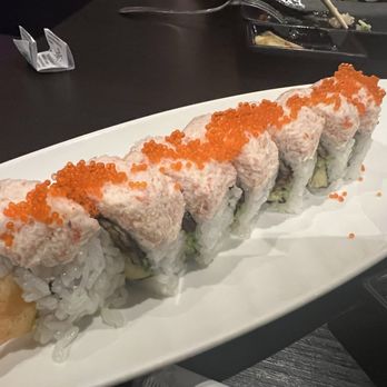 Sushi Ichimoto - Snow Roll - Sushi Bars Near Me - Hayward, California