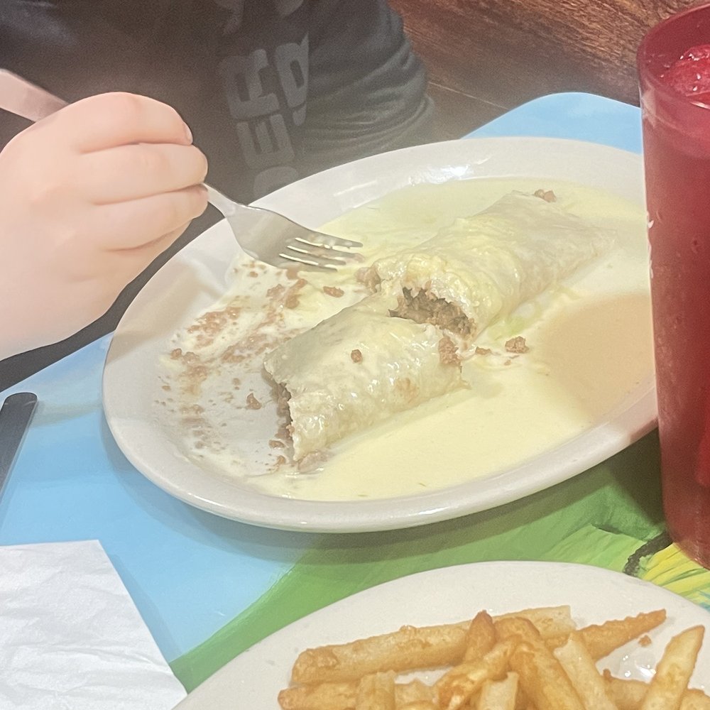 3 Agaves - Beef burrito with cheese sauce - Mexican Near Me - Indianapolis, Indiana 3 Agaves - Beef burrito with cheese sauce - Mexican Near Me - Indianapolis, Indiana