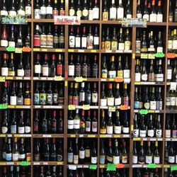 Verdugo Market - Wine collection