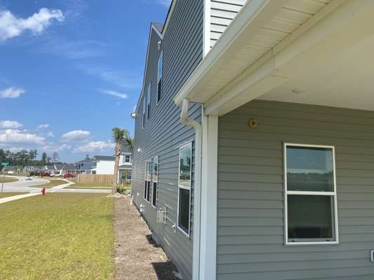 Gutter Installation - We specialize in the installation of new gutters when damaged. Gutter Installation - We specialize in the installation of new gutters when damaged.