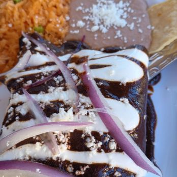 Fonda Doña Loca - Emuladas Chicken , Chicharron appetizer plate. - Mexican Near Me - Temecula, California Fonda Doña Loca - Emuladas Chicken , Chicharron appetizer plate. - Mexican Near Me - Temecula, California