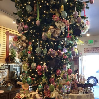 Golden Acorn Gifts - Flowers & Gifts Near Me - Wrightwood, California Golden Acorn Gifts - Flowers & Gifts Near Me - Wrightwood, California