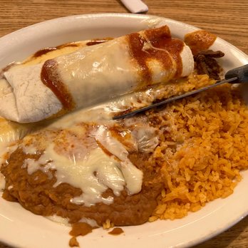 El Bracero - a plate of mexican food - Mexican Near Me - Cadiz, Kentucky