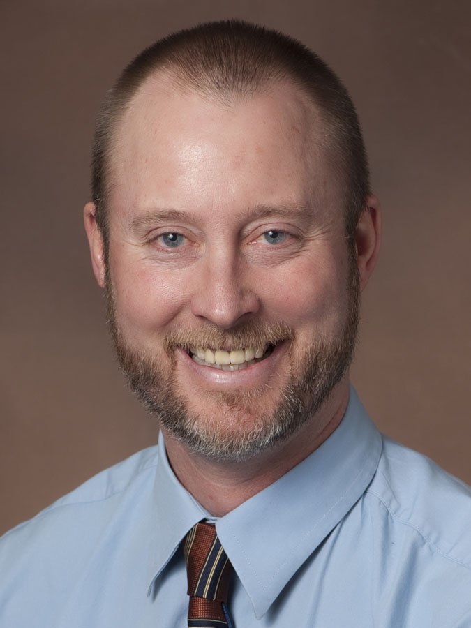 Peter Holzwarth, MD - child therapist in Green Bay, WI