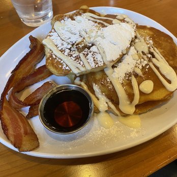 Ruby Sunshine Charlotte Southend - Cinnamon Swirl pancakes & bacon - Breakfast & Brunch Near Me - Charlotte, North Carolina Ruby Sunshine Charlotte Southend - Cinnamon Swirl pancakes & bacon - Breakfast & Brunch Near Me - Charlotte, North Carolina