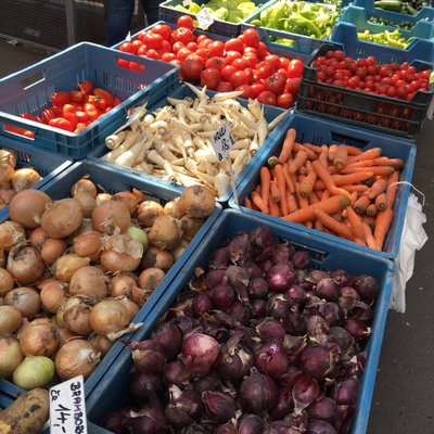 Farmers' Market, Jiřího z Poděbrad by null