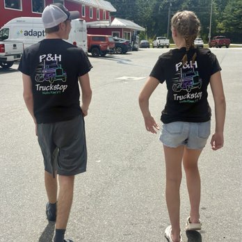 P & H Truck Stop - Breakfast & Brunch Near Me - Wells River, Vermont