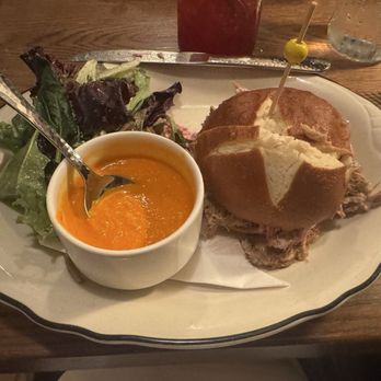 White Dog Cafe - Chester Springs - Pulled pork on a pretzel bun with tomato soup - New American Near Me - Exton, Pennsylvania