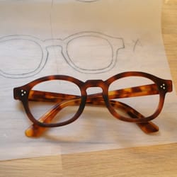 Optik by Michèle B. - Optik by michele b Lunettes sur mesure Tailor made / bespoke eyewear