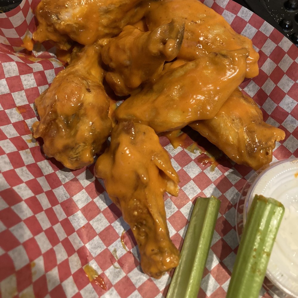 Barro's Pizza - Bone-in wings with mild sauce - Pizza Near Me - San Tan Valley, Arizona