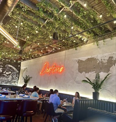 Drifters Kitchen & Bar by null