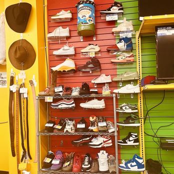 Smart Pawn & Jewelry - Shoes and accessories - Pawn Shops Near Me - Austin, Texas Smart Pawn & Jewelry - Shoes and accessories - Pawn Shops Near Me - Austin, Texas