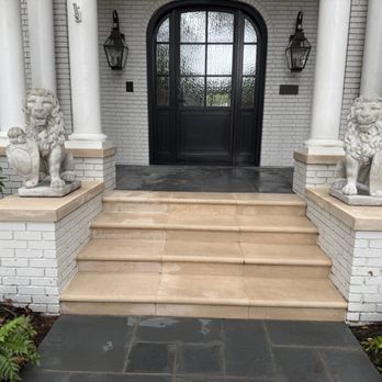 Park Cities Power Wash - Front steps and lions washed off. - Pressure Washers Near Me - Dallas, Texas Park Cities Power Wash - Front steps and lions washed off. - Pressure Washers Near Me - Dallas, Texas