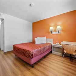 Motel 6 - Motel Big Bear Lake CA Single Full