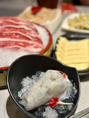 Haidilao Hot Pot Markham - 海底捞火锅 by null