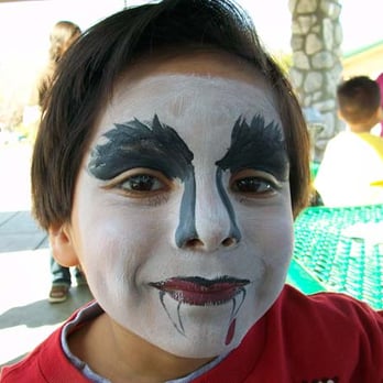 Diva Ruby Face Painting - Vampire - Face Painting Near Me Diva Ruby Face Painting - Vampire - Face Painting Near Me
