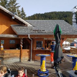Les 2 Criquets