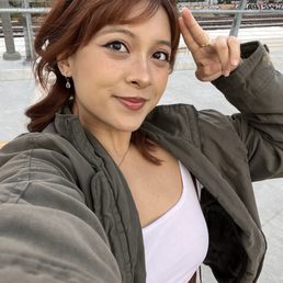original hair color with annalizay! (dark brown, first time ever with her as a stylist!!!)  aug. 2023